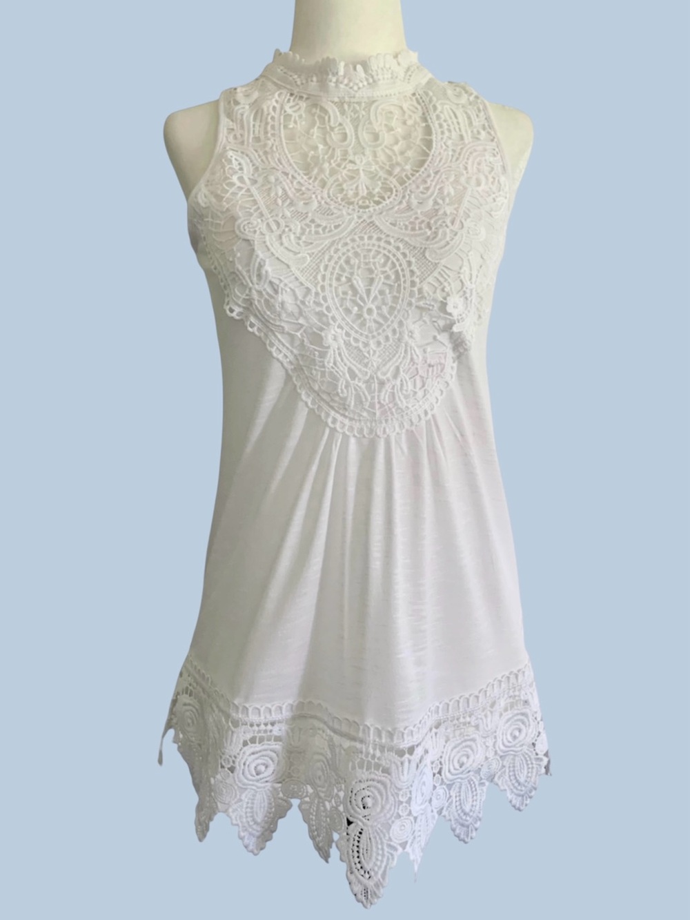 Jordache vintage white crochet sleeveless top